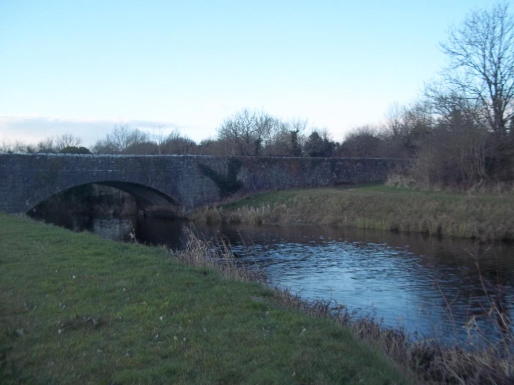 B&B The Silver Eel Strokestown Bagian luar foto